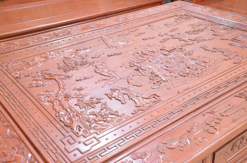 产品中心 沙发 > 东阳红木家具烫蜡工艺大果紫檀沙发大象头沙发中式